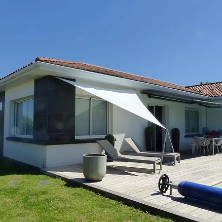 Bdw Belle Maison Avec Piscine * سان جون ديلاك