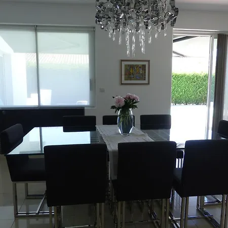 Bdw Belle Maison Avec Piscine * سان جون ديلاك